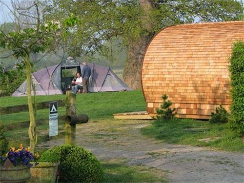 Big Bear Lodge Melverley 外观 照片