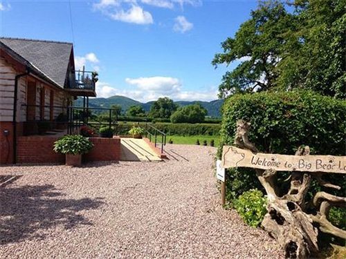 Big Bear Lodge Melverley 外观 照片